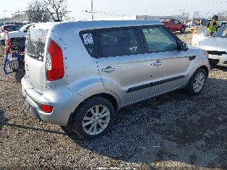 2012 Kia Soul, VIN KNDJT2A61C7427922. Фото 4 из 6 с аукциона IAAI. Каталог авто из США OpenDataCar.