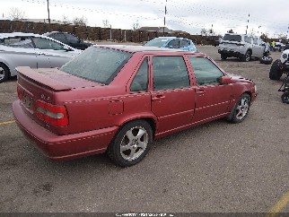 1998 Volvo S70, VIN YV1LS5376W1471600. Фото 4 з 6 з аукціону IAAI. Каталог авто зі США OpenDataCar.