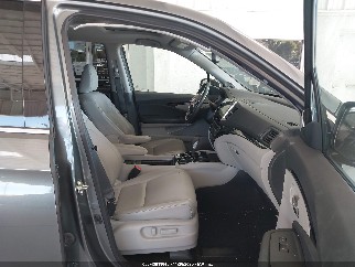 2017 Honda Ridgeline, VIN 5FPYK3F74HB021621. Фото 5 з 6 з аукціону IAAI. Каталог авто зі США OpenDataCar.