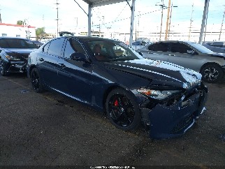 2019 Alfa romeo Giulia, VIN ZARFAMANXK7598087. Фото 1 з 6 з аукціону IAAI. Каталог авто зі США OpenDataCar.