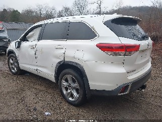 2017 Toyota Highlander, VIN 5TDDZRFH9HS366783. Photo 3 of 6 from IAAI auction. OpenDataCar US salvage catalog.
