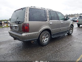 2001 Lincoln Navigator, VIN 5LMEU27A11LJ00850. Фото 4 з 6 з аукціону IAAI. Каталог авто зі США OpenDataCar.