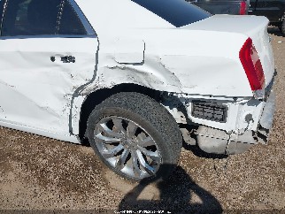 2019 Chrysler 300, VIN 2C3CCAEG4KH628873. Фото 6 з 6 з аукціону IAAI. Каталог авто зі США OpenDataCar.