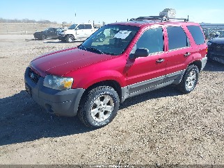 2006 Ford Escape, VIN 1FMYU93146KA41904. Фото 2 из 6 с аукциона IAAI. Каталог авто из США OpenDataCar.