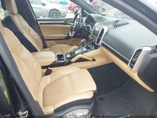 2016 Porsche Cayenne, VIN WP1AA2A27GLA06219. Фото 5 з 6 з аукціону IAAI. Каталог авто зі США OpenDataCar.