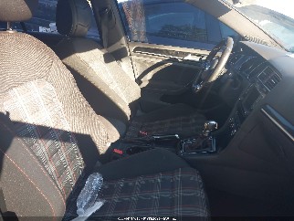 2017 Volkswagen Golf, VIN 3VW447AU8HM043233. Фото 5 з 6 з аукціону IAAI. Каталог авто зі США OpenDataCar.