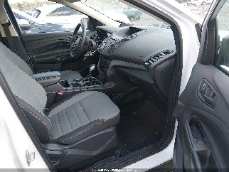 2017 Ford Escape, VIN 1FMCU0F70HUA35921. Фото 5 з 6 з аукціону IAAI. Каталог авто зі США OpenDataCar.
