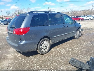 2008 Toyota Sienna, VIN 5TDZK22C18S215643. Фото 4 з 6 з аукціону IAAI. Каталог авто зі США OpenDataCar.