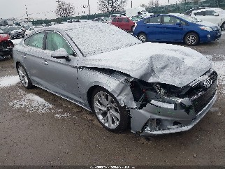 2024 Audi A5 Sportback, VIN WAUABCF50RA066457. Zdjęcie 1 z 6 z aukcji IAAI. Katalog aut z USA OpenDataCar.