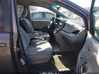 2016 Toyota Sienna, VIN 5TDKK3DC6GS690630. Фото 5 з 6 з аукціону IAAI. Каталог авто зі США OpenDataCar.