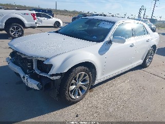 2018 Chrysler 300, VIN 2C3CCAAG0JH317106. Фото 2 з 6 з аукціону IAAI. Каталог авто зі США OpenDataCar.