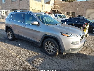 2017 Jeep Cherokee, VIN 1C4PJLCB8HW559668. Фото 1 з 6 з аукціону IAAI. Каталог авто зі США OpenDataCar.