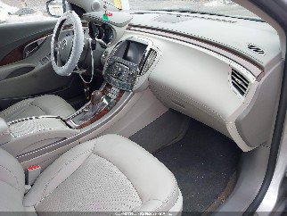 2011 Buick LaCrosse, VIN 1G4GE5GD0BF137523. Фото 5 з 6 з аукціону IAAI. Каталог авто зі США OpenDataCar.