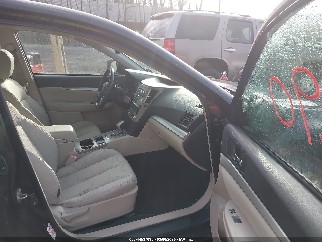 2011 Subaru Legacy, VIN 4S3BMCG68B3245655. Фото 5 з 6 з аукціону IAAI. Каталог авто зі США OpenDataCar.