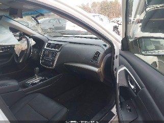 2017 Nissan Altima, VIN 1N4AL3AP7HC244026. Фото 5 з 6 з аукціону IAAI. Каталог авто зі США OpenDataCar.