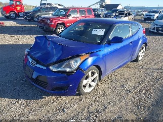 2012 Hyundai Veloster, VIN KMHTC6AD1CU071709. Фото 2 з 6 з аукціону IAAI. Каталог авто зі США OpenDataCar.