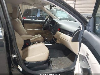 2017 Mitsubishi Outlander, VIN JA4AZ3A32HZ006050. Фото 5 з 6 з аукціону IAAI. Каталог авто зі США OpenDataCar.