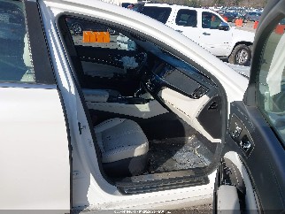 2015 Kia K900, VIN KNALW4D45F6019582. Фото 5 из 6 с аукциона IAAI. Каталог авто из США OpenDataCar.