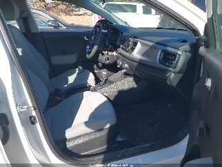 2018 Kia Rio, VIN 3KPA24AB4JE045571. Фото 5 з 6 з аукціону IAAI. Каталог авто зі США OpenDataCar.