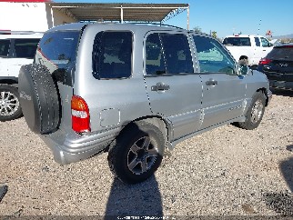 2004 Chevrolet Tracker, VIN 2CNBE634546901675. Фото 4 из 6 с аукциона IAAI. Каталог авто из США OpenDataCar.