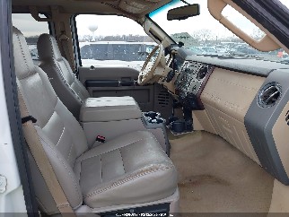 2008 Ford F-350, VIN 1FTWW31R58ED83892. Zdjęcie 5 z 6 z aukcji IAAI. Katalog aut z USA OpenDataCar.