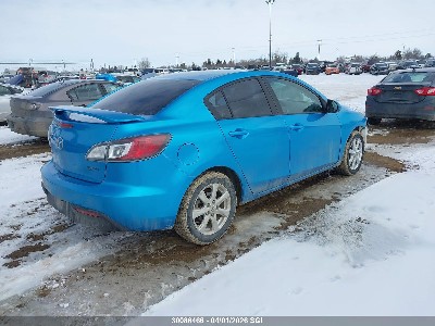 2011 Mazda 3, VIN JM1BL1VF6B1366982. Zdjęcie 4 z 6 z aukcji IAAI. Katalog aut z USA OpenDataCar.