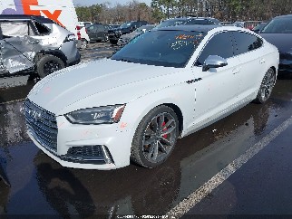 2018 Audi S5, VIN WAUC4CF56JA065577. Фото 2 из 6 с аукциона IAAI. Каталог авто из США OpenDataCar.