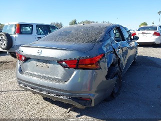 2019 Nissan Altima, VIN 1N4BL4BV0KC228121. Фото 4 з 6 з аукціону IAAI. Каталог авто зі США OpenDataCar.