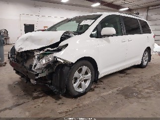 2011 Toyota Sienna, VIN 5TDKK3DC8BS162290. Фото 2 з 6 з аукціону IAAI. Каталог авто зі США OpenDataCar.