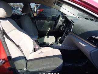 2020 Hyundai Elantra, VIN 5NPD84LF5LH632579. Фото 5 из 6 с аукциона IAAI. Каталог авто из США OpenDataCar.