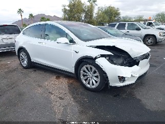2021 Tesla Model X, VIN 5YJXCAE25MF321738. Фото 1 з 6 з аукціону IAAI. Каталог авто зі США OpenDataCar.