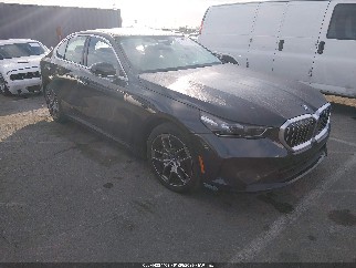 2024 Bmw i5, VIN WBY33FK08RCR92614. Фото 1 из 6 с аукциона IAAI. Каталог авто из США OpenDataCar.