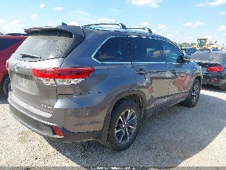 2018 Toyota Highlander, VIN 5TDJZRFH7JS491483. Фото 4 з 6 з аукціону IAAI. Каталог авто зі США OpenDataCar.