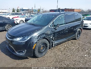2018 Chrysler Pacifica, VIN 2C4RC1L72JR355272. Фото 2 з 6 з аукціону IAAI. Каталог авто зі США OpenDataCar.