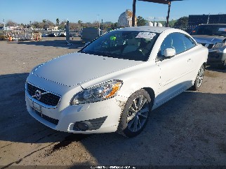 2011 Volvo C70, VIN YV1672MC9BJ107139. Фото 2 из 6 с аукциона IAAI. Каталог авто из США OpenDataCar.