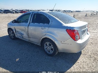 2015 Chevrolet Sonic, VIN 1G1JC5SG3F4192964. Фото 3 з 6 з аукціону IAAI. Каталог авто зі США OpenDataCar.