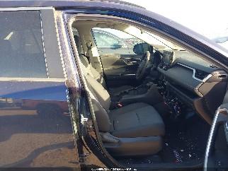 2021 Toyota RAV4, VIN 2T3W1RFV3MW117085. Фото 5 з 6 з аукціону IAAI. Каталог авто зі США OpenDataCar.