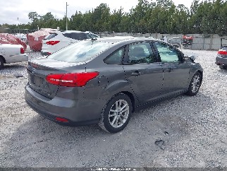 2017 Ford Focus, VIN 1FADP3F24HL345703. Фото 4 з 6 з аукціону IAAI. Каталог авто зі США OpenDataCar.