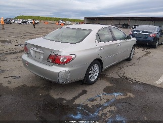2002 Lexus ES 300, VIN JTHBF30G825027814. Фото 4 из 6 с аукциона IAAI. Каталог авто из США OpenDataCar.