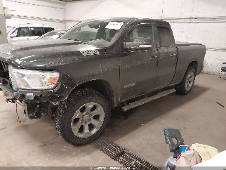 2019 Ram 1500, VIN 1C6SRFBT2KN913445. Фото 2 з 6 з аукціону IAAI. Каталог авто зі США OpenDataCar.