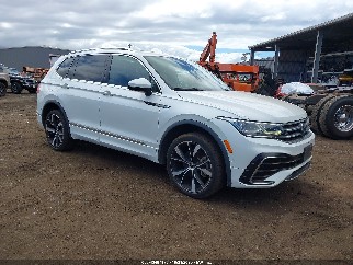 2022 Volkswagen Tiguan, VIN 3VV4B7AX7NM084792. Zdjęcie 1 z 6 z aukcji IAAI. Katalog aut z USA OpenDataCar.