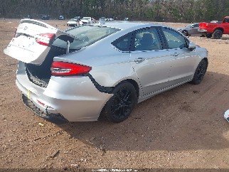 2019 Ford Fusion, VIN 3FA6P0HD7KR103373. Фото 4 из 6 с аукциона IAAI. Каталог авто из США OpenDataCar.