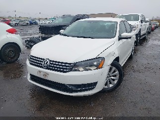2013 Volkswagen Passat, VIN 1VWAH7A34DC127253. Фото 2 з 6 з аукціону IAAI. Каталог авто зі США OpenDataCar.
