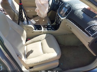 2013 Chrysler 300, VIN 2C3CCAAG3DH572482. Фото 5 з 6 з аукціону IAAI. Каталог авто зі США OpenDataCar.