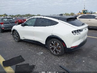 2021 Ford Mustang Mach-E, VIN 3FMTK3SU8MMA59840. Фото 3 з 6 з аукціону IAAI. Каталог авто зі США OpenDataCar.