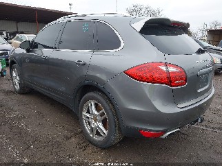 2014 Porsche Cayenne, VIN WP1AA2A25ELA93941. Фото 3 з 6 з аукціону IAAI. Каталог авто зі США OpenDataCar.