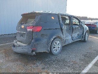 2017 Kia Sedona, VIN KNDMB5C14H6327345. Фото 4 з 6 з аукціону IAAI. Каталог авто зі США OpenDataCar.