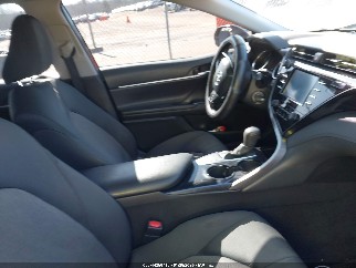 2020 Toyota Camry, VIN 4T1C11AKXLU353547. Фото 5 з 6 з аукціону IAAI. Каталог авто зі США OpenDataCar.