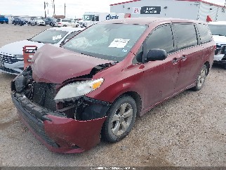 2018 Toyota Sienna, VIN 5TDZZ3DC9JS953680. Фото 2 з 6 з аукціону IAAI. Каталог авто зі США OpenDataCar.