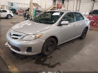 2011 Toyota Corolla, VIN 2T1BU4EE2BC614677. Фото 2 из 6 с аукциона IAAI. Каталог авто из США OpenDataCar.